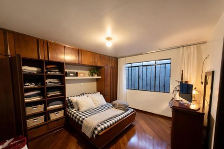 6_photo/94dcfb384b.4be1128a99dd7c8e-ATLAS-0aecc33a-b4f6-45f7-bdfe-7546ad748165.jpg de casa à venda com 4 quartos, 288m² em Boqueirão, Curitiba