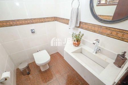 10_photo/94dcfb38bd.e1d2c46bde3eb79c-ATLAS-55aa31ff-20cc-440a-9407-c7d9fe0ba9f5.jpg de casa à venda com 4 quartos, 251m² em Xaxim, Curitiba