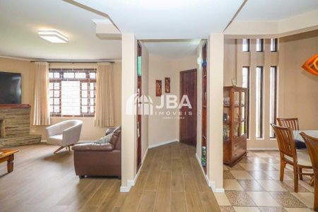 4_photo/94dcfb38bd.e1d2c46bde3eb79c-ATLAS-b29c2d44-510a-4f31-a562-9b2af0e80d5c.jpg de casa à venda com 4 quartos, 251m² em Xaxim, Curitiba