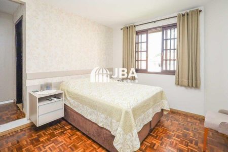 19_photo/94dcfb38bd.e1d2c46bde3eb79c-ATLAS-ff1b3152-d4d3-4c65-96be-4d141449e3f9.jpg de casa à venda com 4 quartos, 251m² em Xaxim, Curitiba