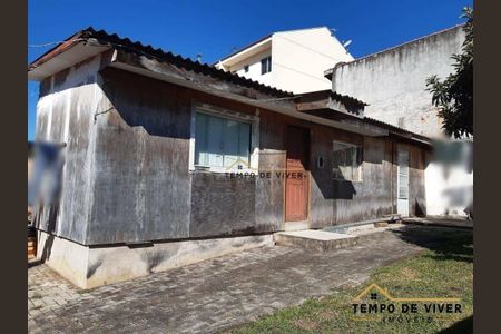 4_photo/94dcfb391f.86819c100454f2bb-ATLAS-5fb856c4-594a-4bf7-9030-5772623f7a3d.jpg de casa à venda com 3 quartos, 155m² em Xaxim, Curitiba