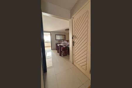 11_photo/94dcfb392f.732b7fd8aaa5f07d-ATLAS-25808064-5860-4c14-9a32-fa38cffa5a9e.jpg de casa à venda com 3 quartos, 140m² em Xaxim, Curitiba