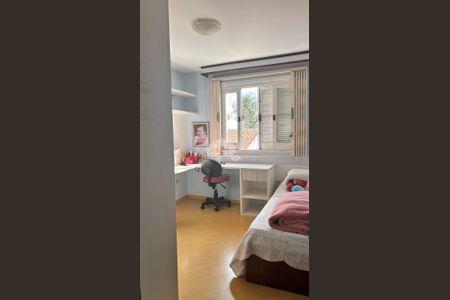 2_photo/94dcfb392f.732b7fd8aaa5f07d-ATLAS-a98458ea-749d-42e0-96b3-1c7975c23539.jpg de casa à venda com 3 quartos, 140m² em Xaxim, Curitiba