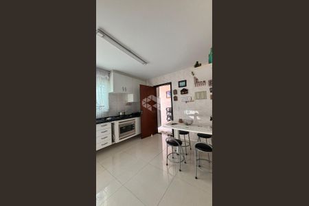 7_photo/94dcfb392f.732b7fd8aaa5f07d-ATLAS-b3328758-a700-4852-aa5c-7b227c5ff9c4.jpg de casa à venda com 3 quartos, 140m² em Xaxim, Curitiba