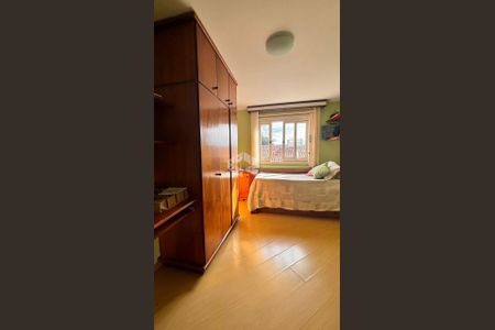 2_photo/94dcfb392f.732b7fd8aaa5f07d-ATLAS-c89f01f7-bfda-4885-aed8-5f27bf4a885b.jpg de casa à venda com 3 quartos, 140m² em Xaxim, Curitiba