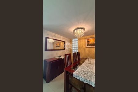 6_photo/94dcfb392f.732b7fd8aaa5f07d-ATLAS-cfdab9bc-6933-4579-b3da-7576859e49a2.jpg de casa à venda com 3 quartos, 140m² em Xaxim, Curitiba