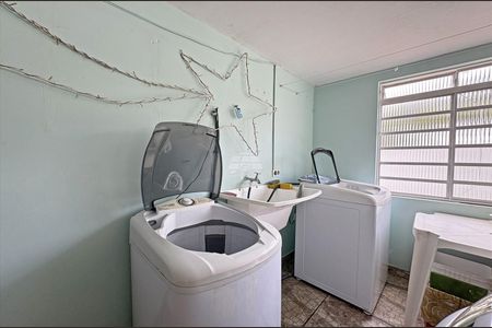 23_photo/94dcfb395b.a095ebe9a9b9d05b-ATLAS-b1a77562-fb4d-4c61-8272-3b4787cdd7f3.jpg de casa para alugar com 2 quartos, 93m² em Xaxim, Curitiba