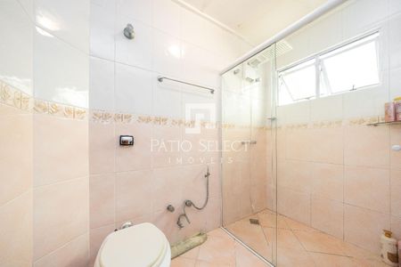 11_photo/94dcfb39ab.d860d137df15aeab-ATLAS-04fc7c2b-0a50-4f32-ab8b-a8e0a51d432f.jpg de casa à venda com 4 quartos, 264m² em Xaxim, Curitiba