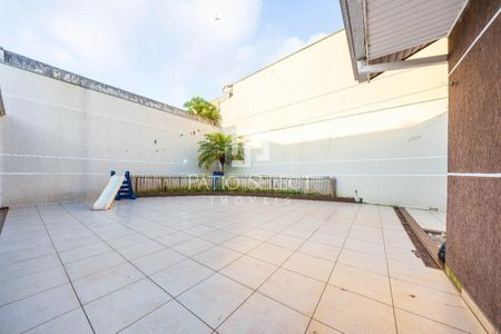 37_photo/94dcfb39ab.d860d137df15aeab-ATLAS-bfbeb831-1eaf-4a01-ad5a-99a4e1da3f69.jpg de casa à venda com 4 quartos, 264m² em Xaxim, Curitiba