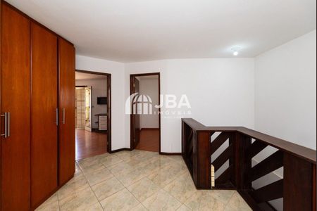 33_photo/94dcfb39ad.ee0a0a5d8521beca-ATLAS-350bf742-ea20-4cee-a0b6-fe78080f6474.jpg de casa à venda com 3 quartos, 290m² em Boqueirão, Curitiba