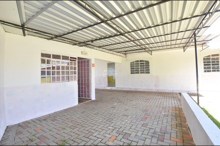 12_photo/94dcfb39b9.e2a54b59782b9362-ATLAS-188a63b8-e66e-4b4a-b320-cde553b9d948.jpg de casa à venda com 5 quartos, 145m² em Xaxim, Curitiba