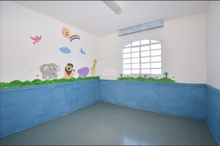 41_photo/94dcfb39b9.e2a54b59782b9362-ATLAS-ce2b2ff9-dfb0-4263-a1a9-8d802d90252a.jpg de casa à venda com 5 quartos, 145m² em Xaxim, Curitiba