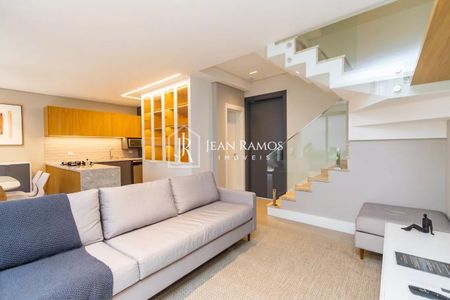 2_photo/94dcfb39d9.0f81dd1a9a4f6ffb-ATLAS-07de4d65-af9a-4d28-98cf-94fa0192102f.jpg de casa à venda com 3 quartos, 215m² em Xaxim, Curitiba