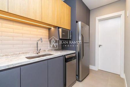 12_photo/94dcfb39d9.0f81dd1a9a4f6ffb-ATLAS-17bd9265-ebe6-4dc0-bd82-35dfcf96e0d3.jpg de casa à venda com 3 quartos, 215m² em Xaxim, Curitiba