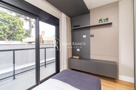 22_photo/94dcfb39d9.0f81dd1a9a4f6ffb-ATLAS-20c5917a-e173-4cd5-a6b7-0964f128b106.jpg de casa à venda com 3 quartos, 215m² em Xaxim, Curitiba