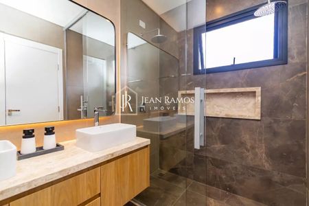 32_photo/94dcfb39d9.0f81dd1a9a4f6ffb-ATLAS-7078bc5c-f643-42cf-88c7-9332b90ff74a.jpg de casa à venda com 3 quartos, 215m² em Xaxim, Curitiba