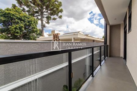 23_photo/94dcfb39d9.0f81dd1a9a4f6ffb-ATLAS-7e2d8441-89ab-4892-a2dd-3d2bf1178684.jpg de casa à venda com 3 quartos, 215m² em Xaxim, Curitiba