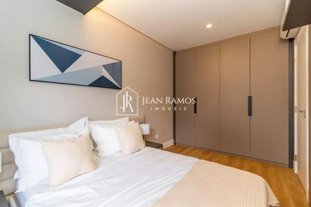 38_photo/94dcfb39d9.0f81dd1a9a4f6ffb-ATLAS-d5622310-5ab5-4282-bf2f-59b607b0f3cc.jpg de casa à venda com 3 quartos, 215m² em Xaxim, Curitiba