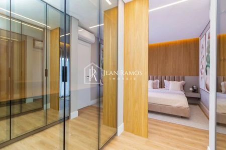 31_photo/94dcfb39d9.0f81dd1a9a4f6ffb-ATLAS-db3c09c2-1cd5-41cd-bab9-25e82f324e00.jpg de casa à venda com 3 quartos, 215m² em Xaxim, Curitiba