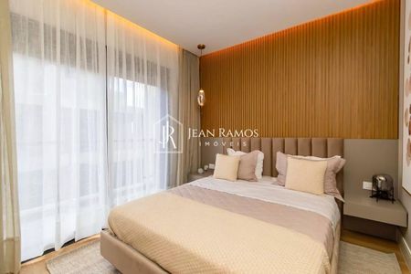 26_photo/94dcfb39d9.0f81dd1a9a4f6ffb-ATLAS-f4dcd253-93c2-414b-b7e0-83cd65ef29f6.jpg de casa à venda com 3 quartos, 215m² em Xaxim, Curitiba