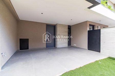 12_photo/94dcfb39d9.6721d330cc8d7611-ATLAS-8aef8c73-89d1-4b28-bb86-ca2a2b06fbc2.jpg de casa à venda com 3 quartos, 175m² em Xaxim, Curitiba