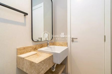 5_photo/94dcfb39d9.6721d330cc8d7611-ATLAS-e7b97b84-618e-4c0f-9326-2dfa0f518d74.jpg de casa à venda com 3 quartos, 175m² em Xaxim, Curitiba