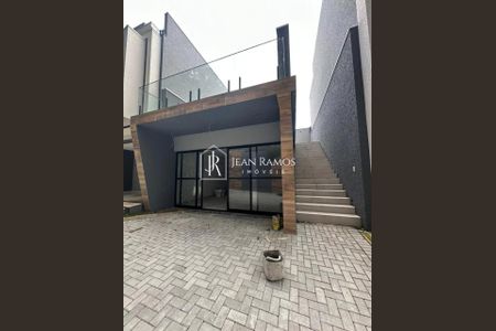 6_photo/94dcfb39df.aafc750051720c32-ATLAS-0fa1d511-e11c-4145-90cb-399e72d739a0.jpg de casa à venda com 3 quartos, 179m² em Xaxim, Curitiba