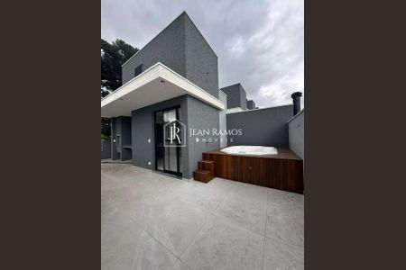 40_photo/94dcfb39df.aafc750051720c32-ATLAS-58cb030d-e552-4509-9e5f-0aff142072e8.jpg de casa à venda com 3 quartos, 179m² em Xaxim, Curitiba