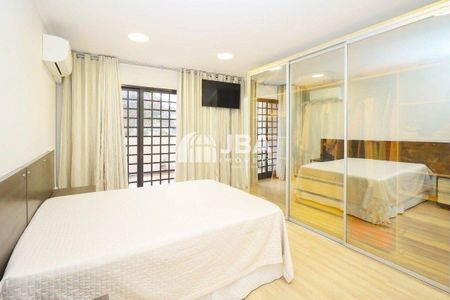 23_photo/94dcfb39e3.f5994e8b2021a887-ATLAS-992da7e9-9d83-4e63-86de-046d9f0e4565.jpg de casa à venda com 0 quarto, 301m² em Boqueirão, Curitiba