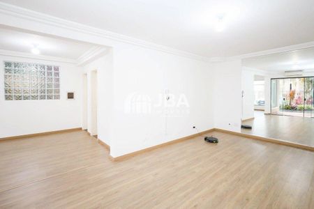 46_photo/94dcfb39e3.f5994e8b2021a887-ATLAS-b2461d52-fa8a-4024-8004-a26ccba4e020.jpg de casa à venda com 0 quarto, 301m² em Boqueirão, Curitiba