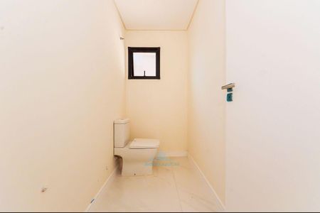 20_photo/94dcfb3a69.cf401a4edf03aab9-ATLAS-babf2f4a-07dc-4a94-9eeb-ae5b65ff385b.jpg de casa à venda com 3 quartos, 255m² em Boqueirão, Curitiba