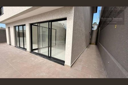 32_photo/94dcfb3a69.f30e432a3a93f0e7-ATLAS-46e564f8-09d2-41a2-8c70-2ee0791cdc68.jpg de casa à venda com 3 quartos, 256m² em Boqueirão, Curitiba