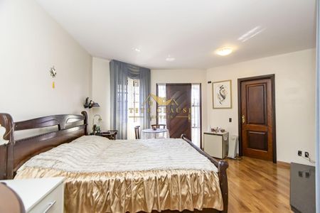 6_photo/94dcfb3b1f.bb43c42e99f1fbec-ATLAS-120894fe-160b-43fb-9d08-b54706f23f91.jpg de casa à venda com 5 quartos, 529m² em Boqueirão, Curitiba