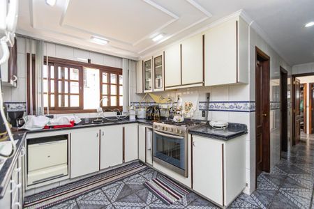 7_photo/94dcfb3b1f.bb43c42e99f1fbec-ATLAS-e70e00e7-ec3b-4149-95e0-bf8fe2414d91.jpg de casa à venda com 5 quartos, 529m² em Boqueirão, Curitiba