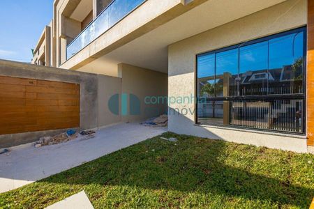 8_photo/94dcfb3b4b.6d7164a0bcc3dc2a-ATLAS-72c275c3-18ce-4e2e-8b6d-7ef17e6db9b8.jpg de casa à venda com 0 quarto, 121m² em Boqueirão, Curitiba