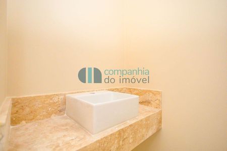 2_photo/94dcfb3b4b.6d7164a0bcc3dc2a-ATLAS-91eb4b4e-31f4-43a7-bfe7-eeb9d20f0c7f.jpg de casa à venda com 0 quarto, 121m² em Boqueirão, Curitiba