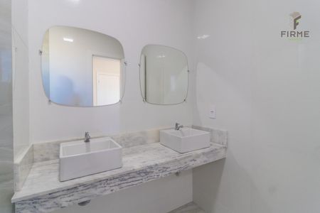 3_photo/94dcfb3b83.3a4c03695496dcd9-ATLAS-11f0e3e3-09de-4d9b-bcb1-e60f784d4155.jpg de casa à venda com 4 quartos, 120m² em Boqueirão, Curitiba