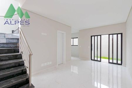 6_photo/94dcfb3b97.a71f5bd965dd441d-ATLAS-ba93bec8-5f79-4c6b-ae14-7fbe00c48953.jpg de casa à venda com 3 quartos, 123m² em Boqueirão, Curitiba