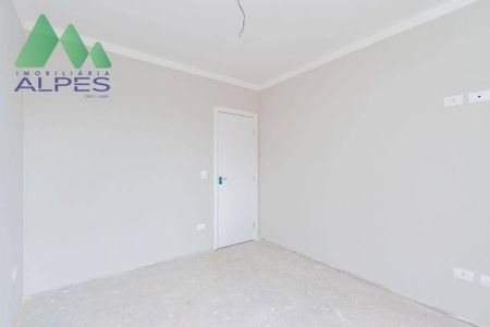 11_photo/94dcfb3b97.a71f5bd965dd441d-ATLAS-d6f31da6-3271-41cb-a78d-2a56d1a1e1c4.jpg de casa à venda com 3 quartos, 123m² em Boqueirão, Curitiba