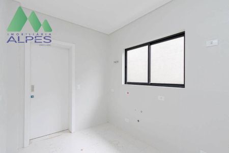 20_photo/94dcfb3b97.ceb390c839ddf4dd-ATLAS-7d0d91e3-6f2b-4526-9339-5a10ea008802.jpg de casa à venda com 3 quartos, 129m² em Boqueirão, Curitiba