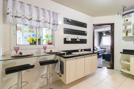 7_photo/94dcfb3b9d.d7ff1048839b4df4-ATLAS-34330f79-85c9-4b8e-9e32-b93d03bd4eeb.jpg de casa à venda com 3 quartos, 95m² em Boqueirão, Curitiba