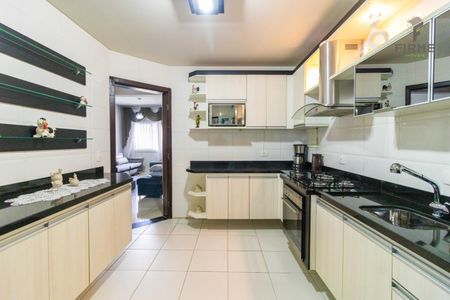 5_photo/94dcfb3b9d.d7ff1048839b4df4-ATLAS-925008cc-9b8d-404c-b9e2-624fa58eb0d7.jpg de casa à venda com 3 quartos, 95m² em Boqueirão, Curitiba