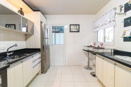 1_photo/94dcfb3b9d.d7ff1048839b4df4-ATLAS-bbcbd4c6-41d4-4d51-87b2-f7c5b11fed4d.jpg de casa à venda com 3 quartos, 95m² em Boqueirão, Curitiba