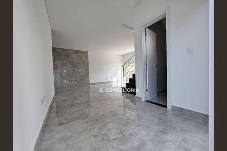 10_photo/94dcfb3c67.a67e2d1d0333552d-ATLAS-b354d92f-1017-48fd-aad6-6b3145f87d66.jpg de casa à venda com 3 quartos, 110m² em Boqueirão, Curitiba