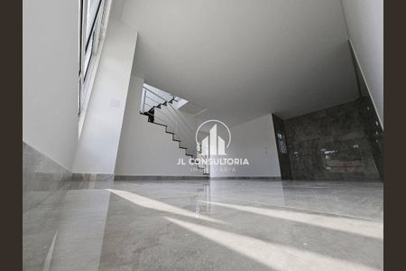 6_photo/94dcfb3c67.a67e2d1d0333552d-ATLAS-ee631d60-56b0-4096-8a99-51a125f0a5e4.jpg de casa à venda com 3 quartos, 110m² em Boqueirão, Curitiba