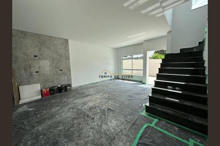 9_photo/94dcfb3c67.b6ae20c1de3d7e57-ATLAS-d5bec9d9-5a18-451d-b3f8-edffd5a18268.jpg de casa à venda com 3 quartos, 110m² em Boqueirão, Curitiba