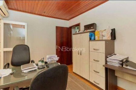 28_photo/94dcfb3c99.2749c335dcf68cb8-ATLAS-5278adc3-0e24-438d-965a-c084c0185a23.jpg de casa à venda com 4 quartos, 215m² em Boqueirão, Curitiba