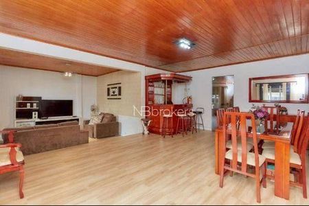 13_photo/94dcfb3c99.2749c335dcf68cb8-ATLAS-59e0355c-a8fc-4f3f-82dc-f4a88ca58b3a.jpg de casa à venda com 4 quartos, 215m² em Boqueirão, Curitiba