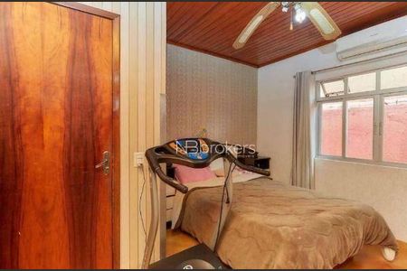 11_photo/94dcfb3c99.2749c335dcf68cb8-ATLAS-e5468f6a-b522-46a8-9740-9838a8aa8ffa.jpg de casa à venda com 4 quartos, 215m² em Boqueirão, Curitiba