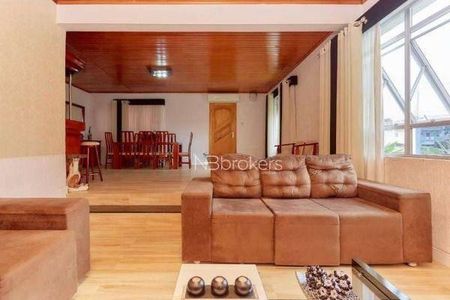 7_photo/94dcfb3c99.2749c335dcf68cb8-ATLAS-fc3de4d4-cf05-4399-af5e-ebf9ab9d8e9e.jpg de casa à venda com 4 quartos, 215m² em Boqueirão, Curitiba